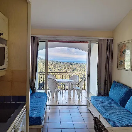 Les restanques du Golfe de SAINT TROPEZ, résidence Pierre et Vacances Grimaud Exterior foto