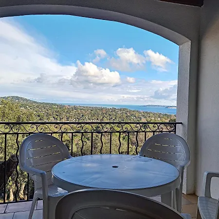 Les restanques du Golfe de SAINT TROPEZ, résidence Pierre et Vacances Grimaud Exterior foto